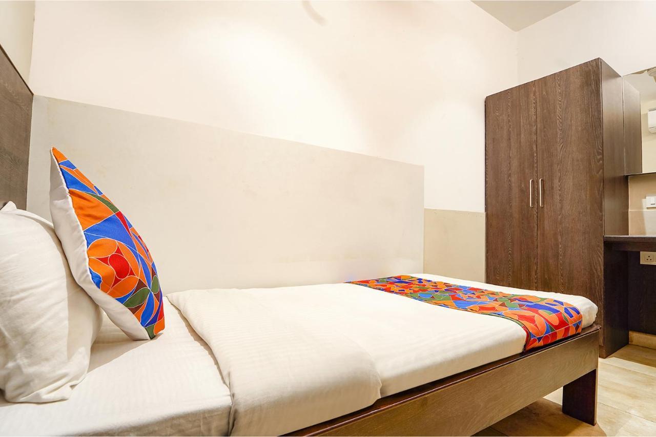 Fabhotel Karpagam - 900M From Nehru Stadium 코임바토르 외부 사진