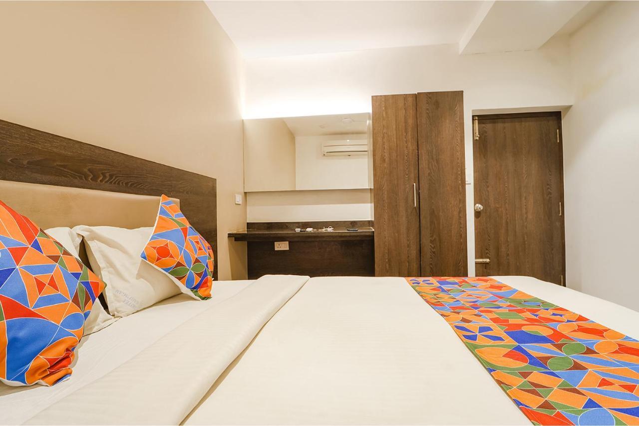 Fabhotel Karpagam - 900M From Nehru Stadium 코임바토르 외부 사진